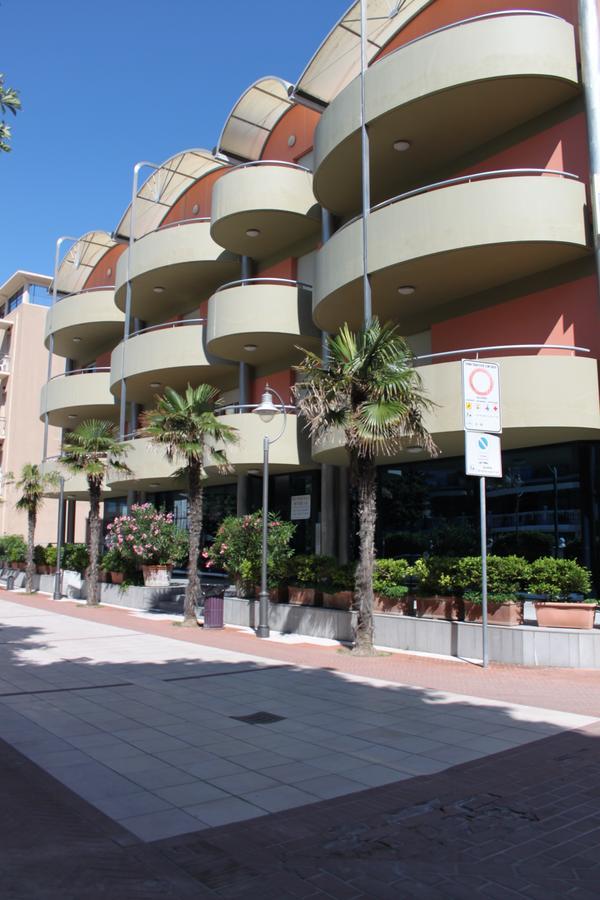 Residence Myricae Bellaria-Igea Marina Dış mekan fotoğraf